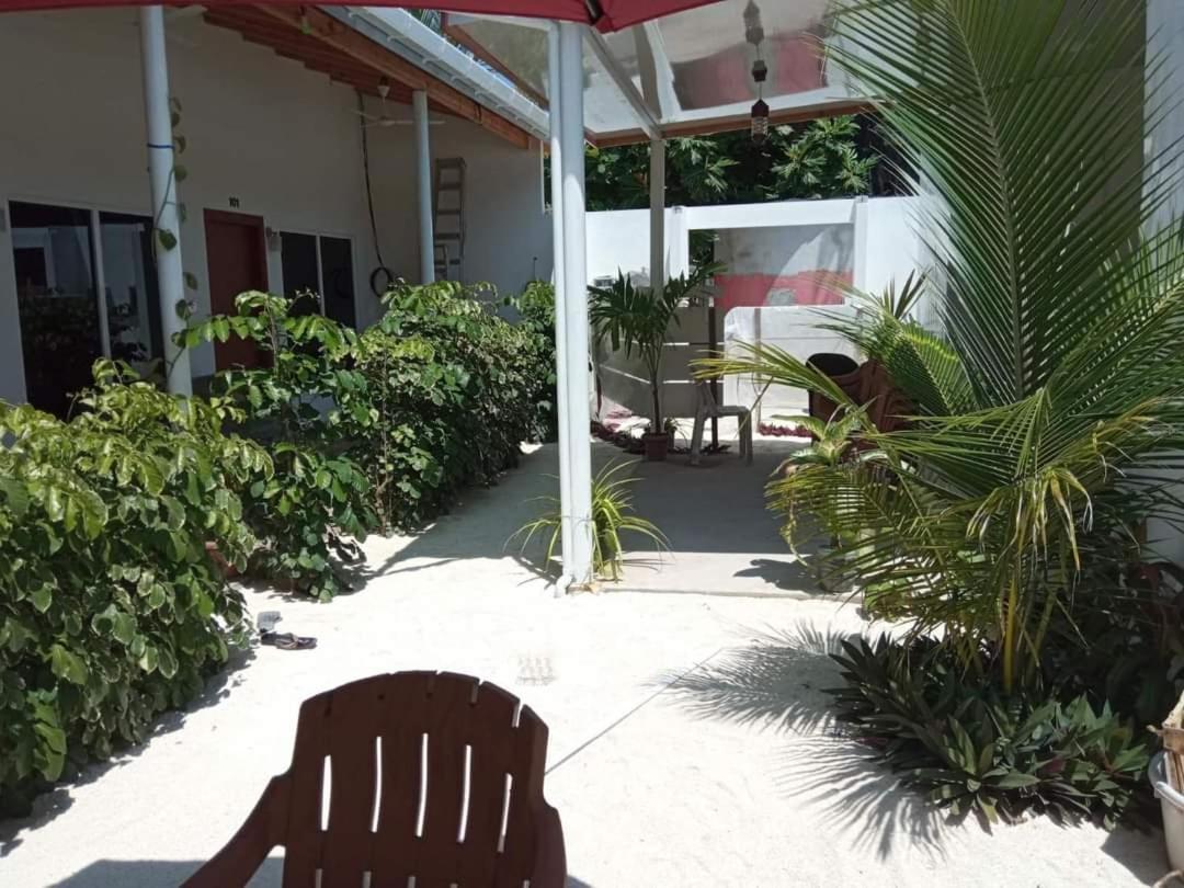 Thoddoo Garden Inn Exterior foto